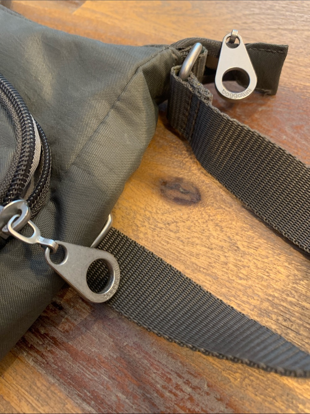 Baggallini crossbody bag - Picture 8 of 10